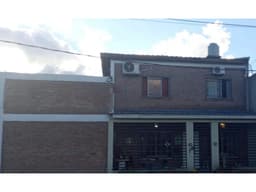VENTA - CASA 4 AMBIENTES, GONZALEZ CATAN