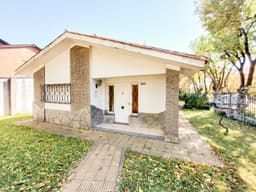 Casa céntrica en Funes