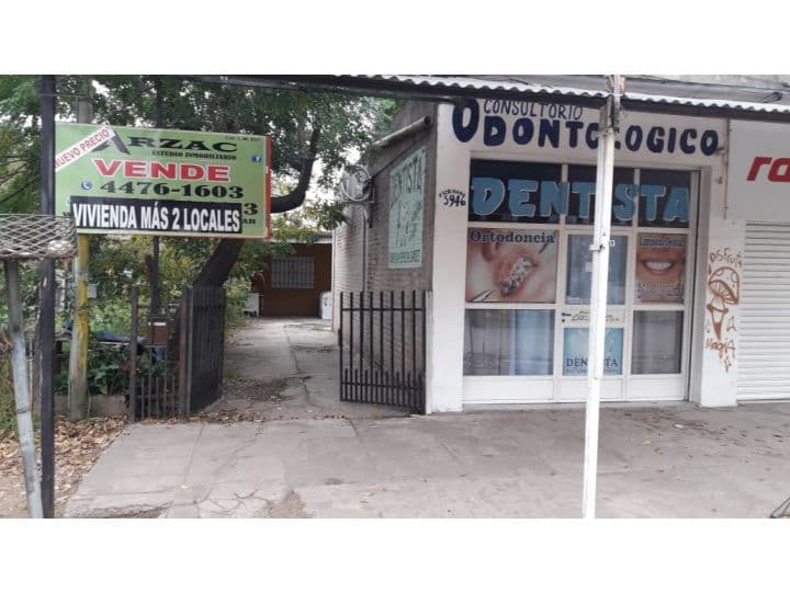 Venta Casa  con  locales Virrey del Pino — foto 2