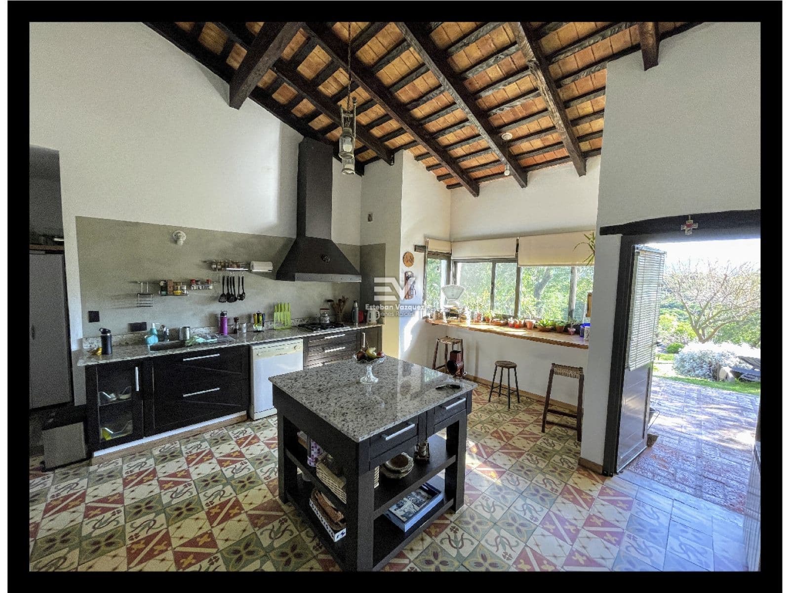 VENTA. CORRAL DE BARRANCAS. APTA CREDITO! IMPORTANTE PROPIEDAD — foto 7