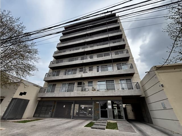 Departamento en venta sobre Avenida Mitre