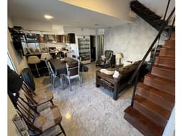 VENTA - PH DE TRES AMBIENTES HECHO A NUEVO, CON GARAJE Y PATIO