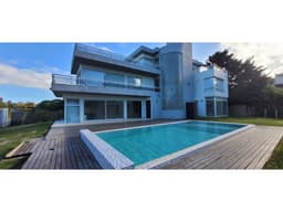 Venta y Alquiler en Pinamar segunda linea de Mar- Spa