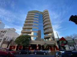 10 e/ 43 y 44 500 - Predovan Propiedades