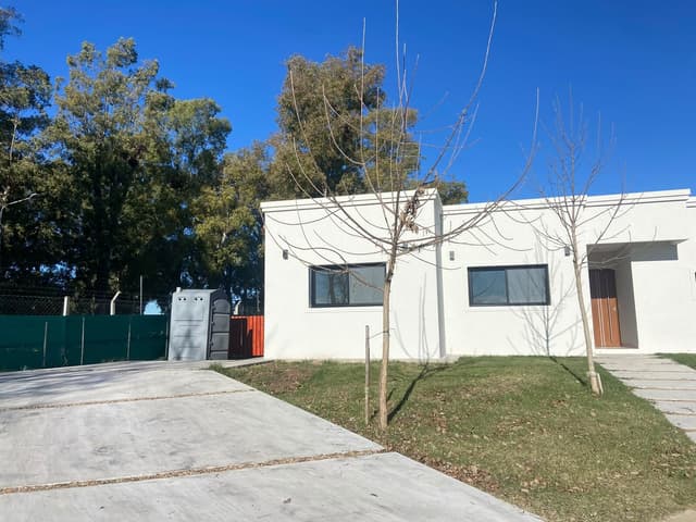 VENTA CASA 4 AMB Bª SANTA LUCIA PILAR DEL ESTE