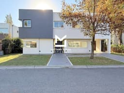 casa 4 dormitorios barrio cerrado Casco de Álvarez Francisco Álvarez moreno